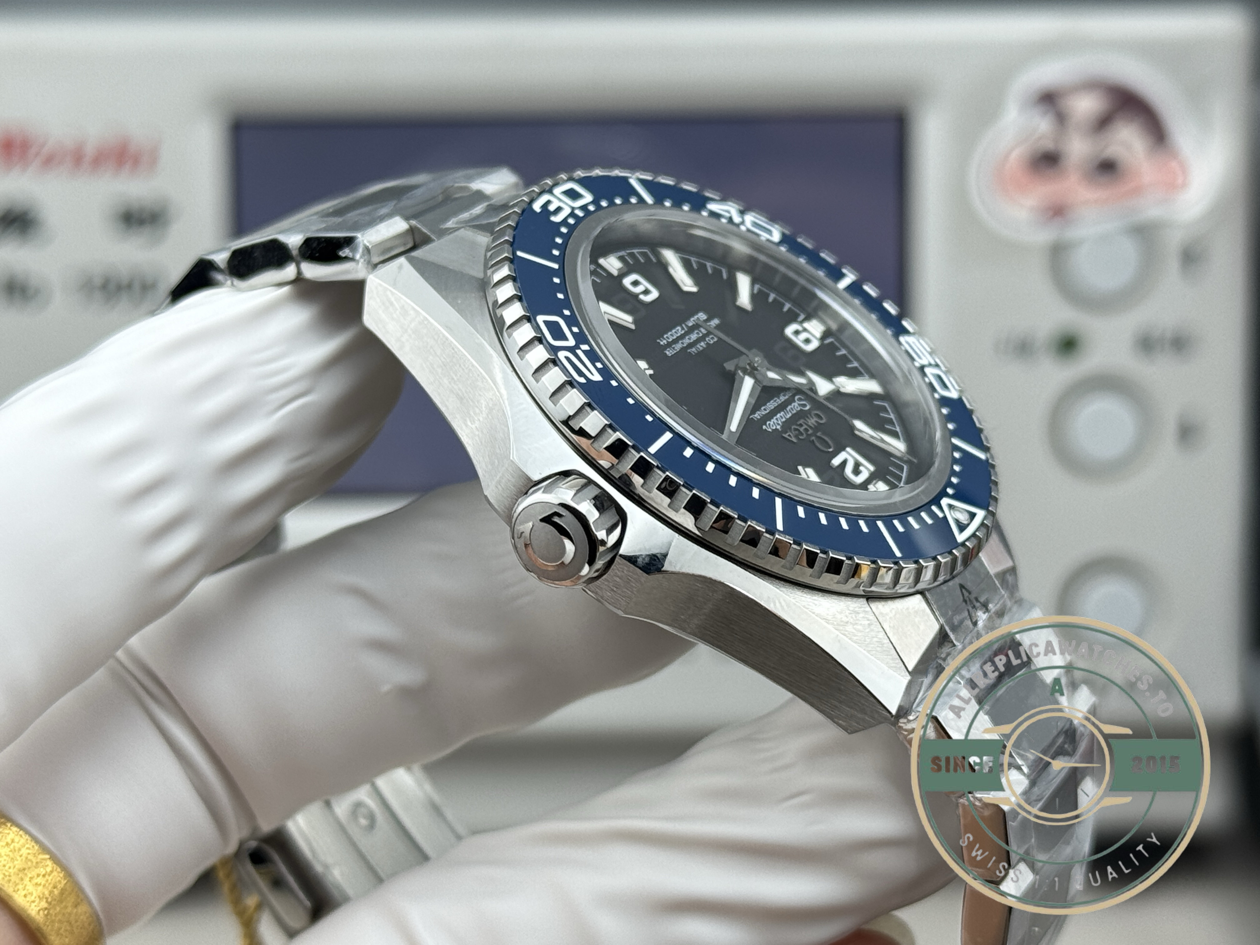 48-hour reserve from the clone movement in this 42mm blue-bezel Planet Ocean