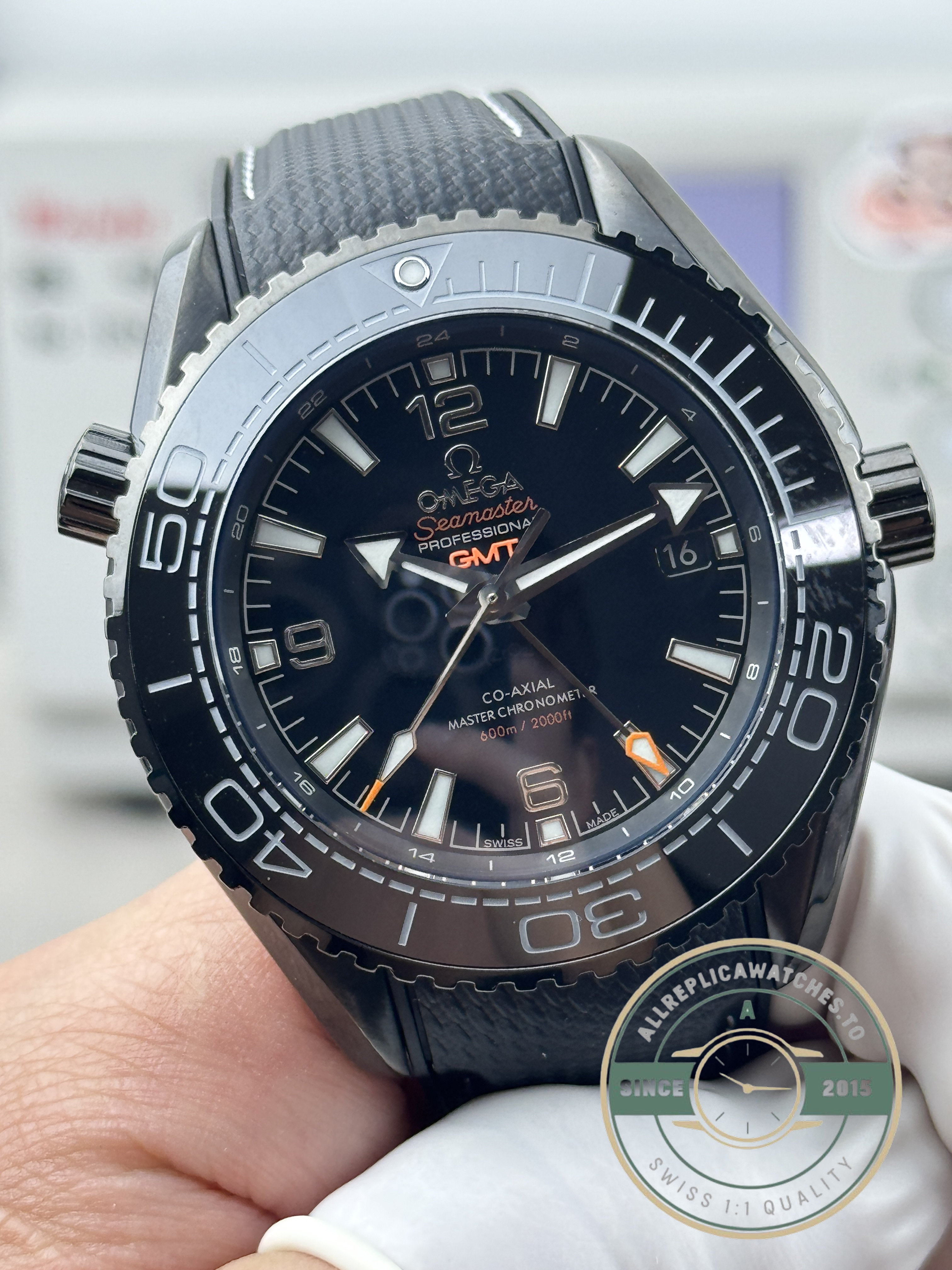 Ceramic caseback with its sapphire window over the movement, superclone Omega Planet Ocean