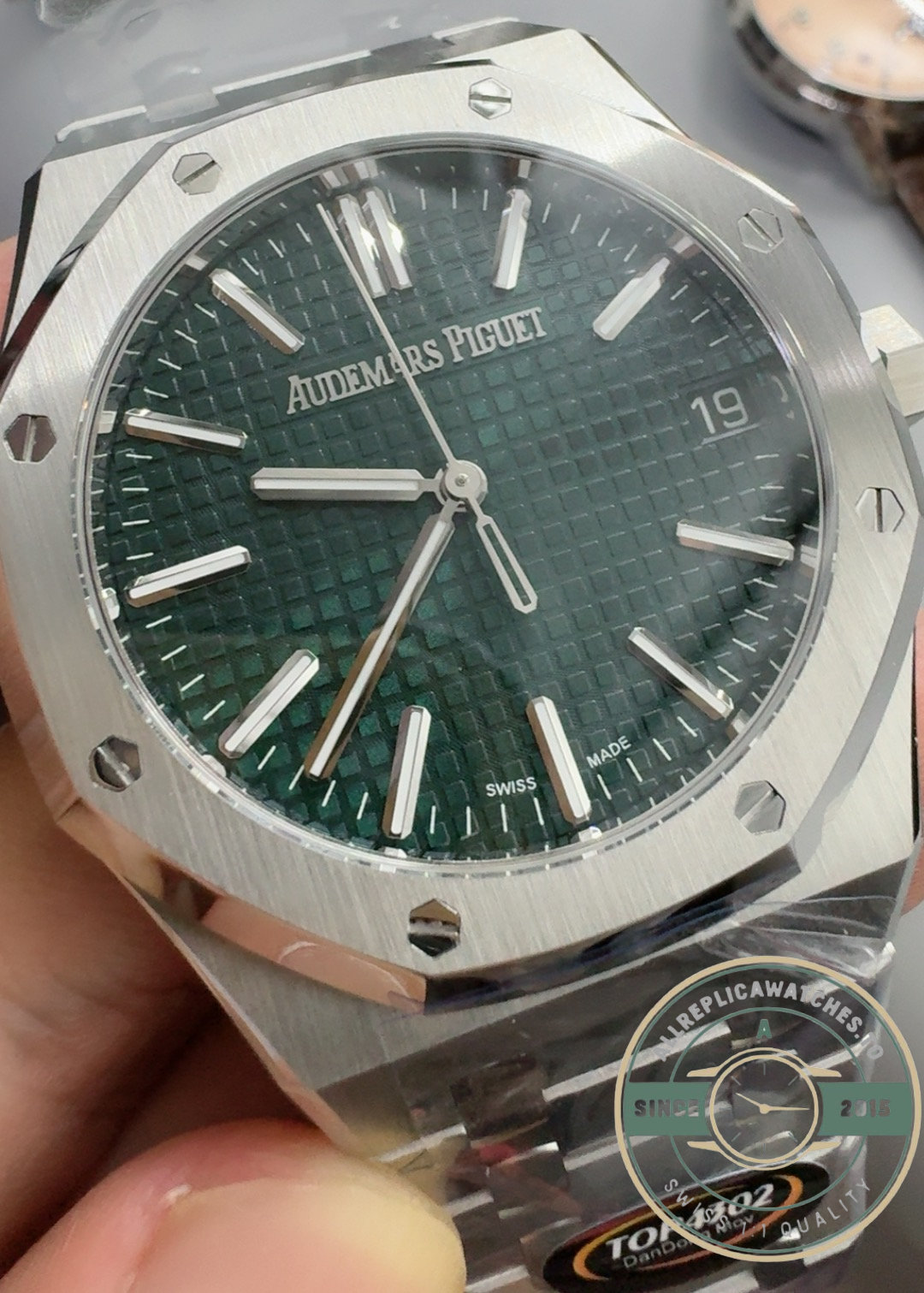 Super Clone Audemars Piguet Royal Oak Green Dial 15510ST.OO.1320ST.09 41mm - Image 6