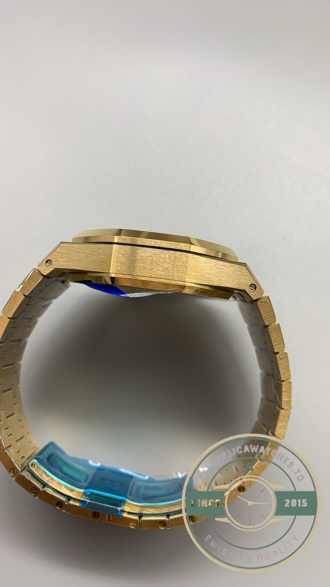 Super Clone Audemars Piguet Royal Oak series 26240BA.OO.1320BA.02 - Image 6