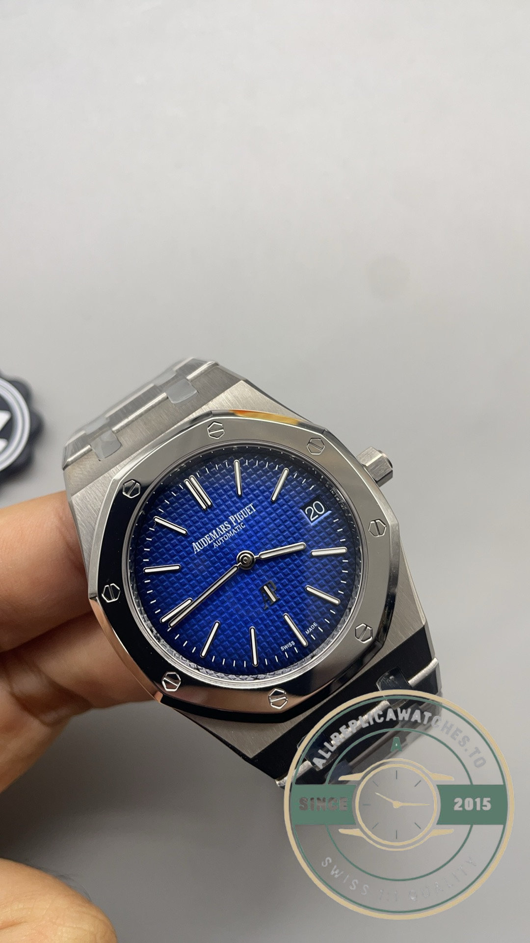 Audemars Piguet Royal Oak Jumbo 15202IP replica – photo 4