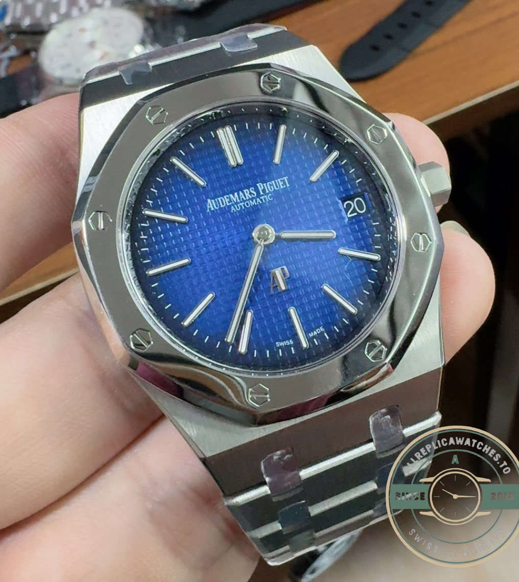 Audemars Piguet Royal Oak Jumbo 15202IP replica – photo 6