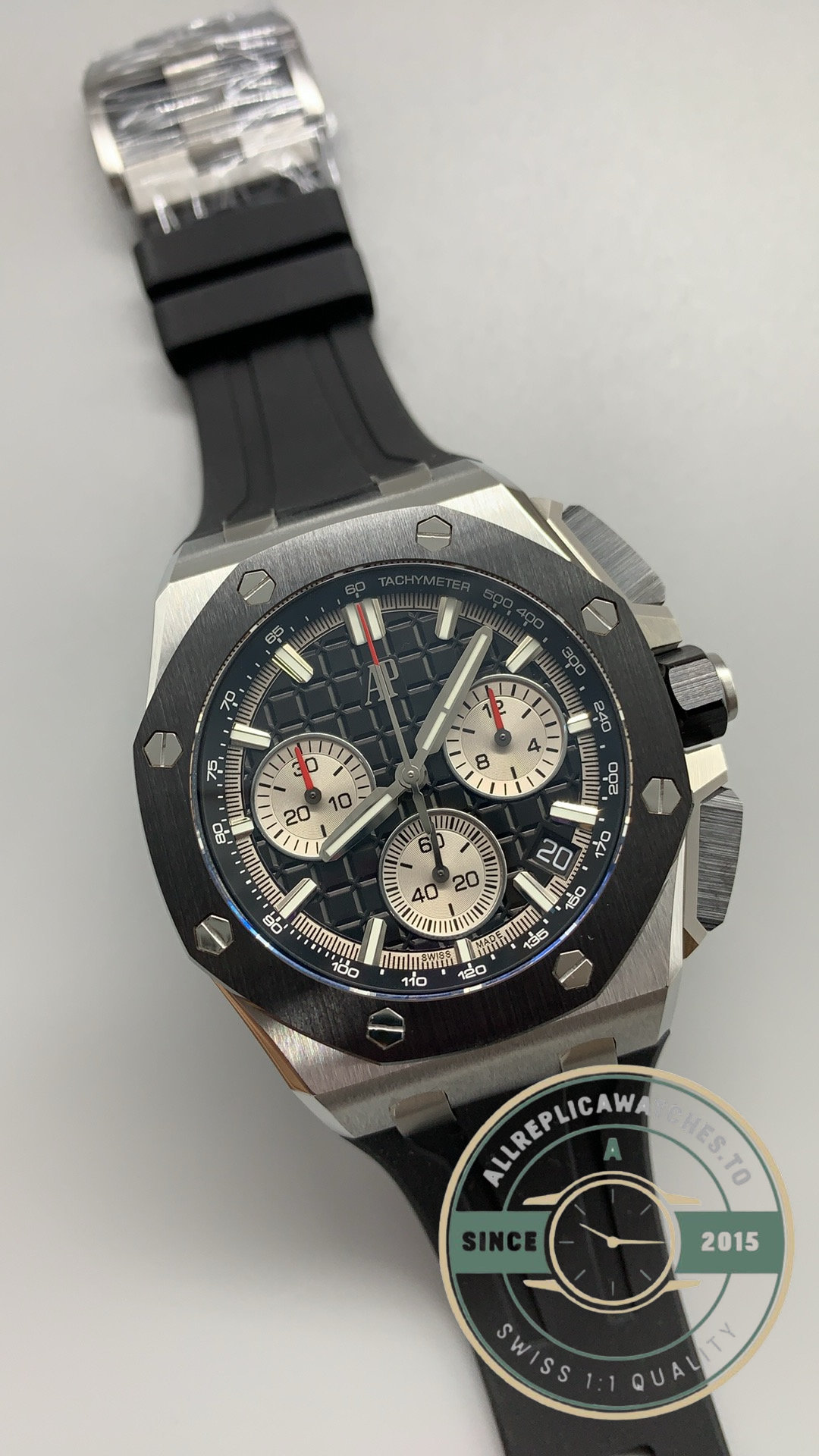 Audemars Piguet Royal Oak Offshore Chronograph 26420SO replica – photo 3