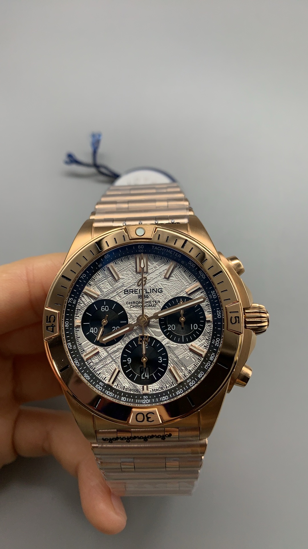 Replica Breitling Chronomat B01 Erling Haaland Limited Edition 42mm Ref. RB01347A1F1R1 - Image 2