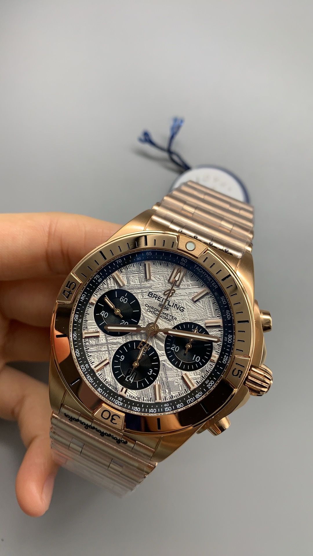 Replica Breitling Chronomat B01 Erling Haaland Limited Edition 42mm Ref. RB01347A1F1R1 - Image 3