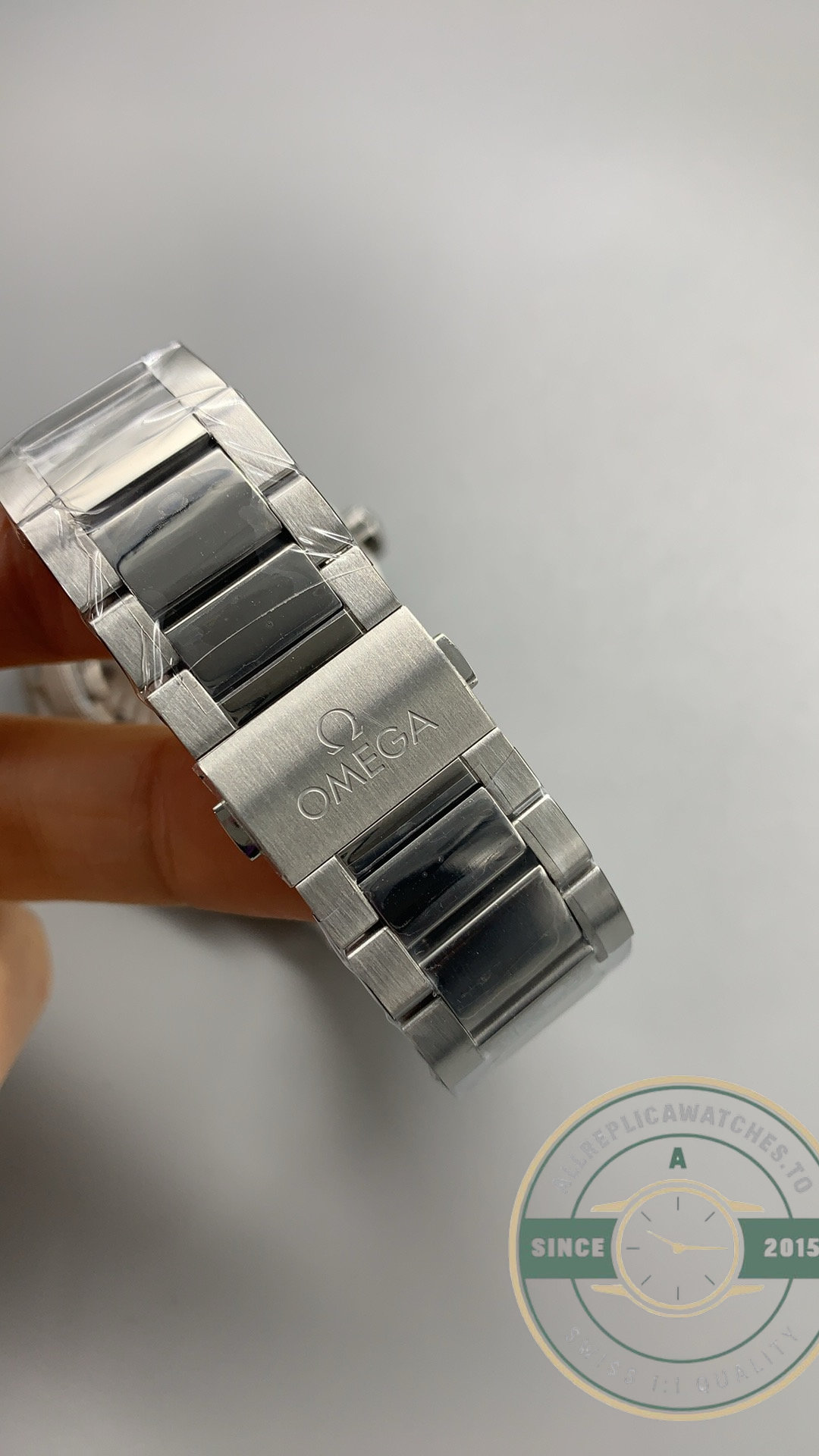 Superclone Omega Aqua Terra Worldtimer clone 8938 co-axial master chronometer, 48-hour reserve