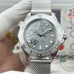 Diver 300M case of this clone Omega Seamaster, rated to 300 metres like the genuine piece