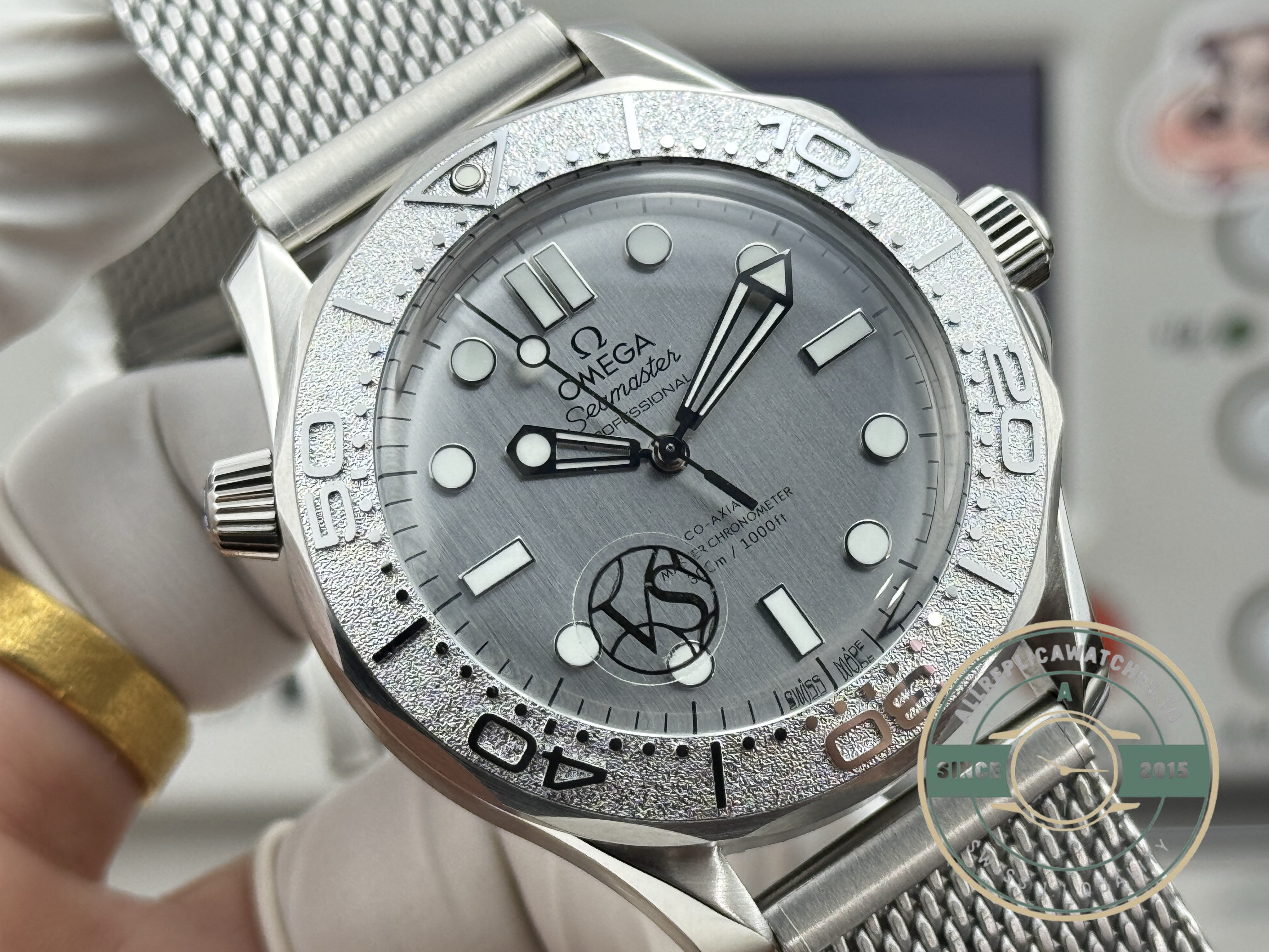 Omega's Cal. 8800 is the blueprint behind this super clone Seamaster Diver 300M movement