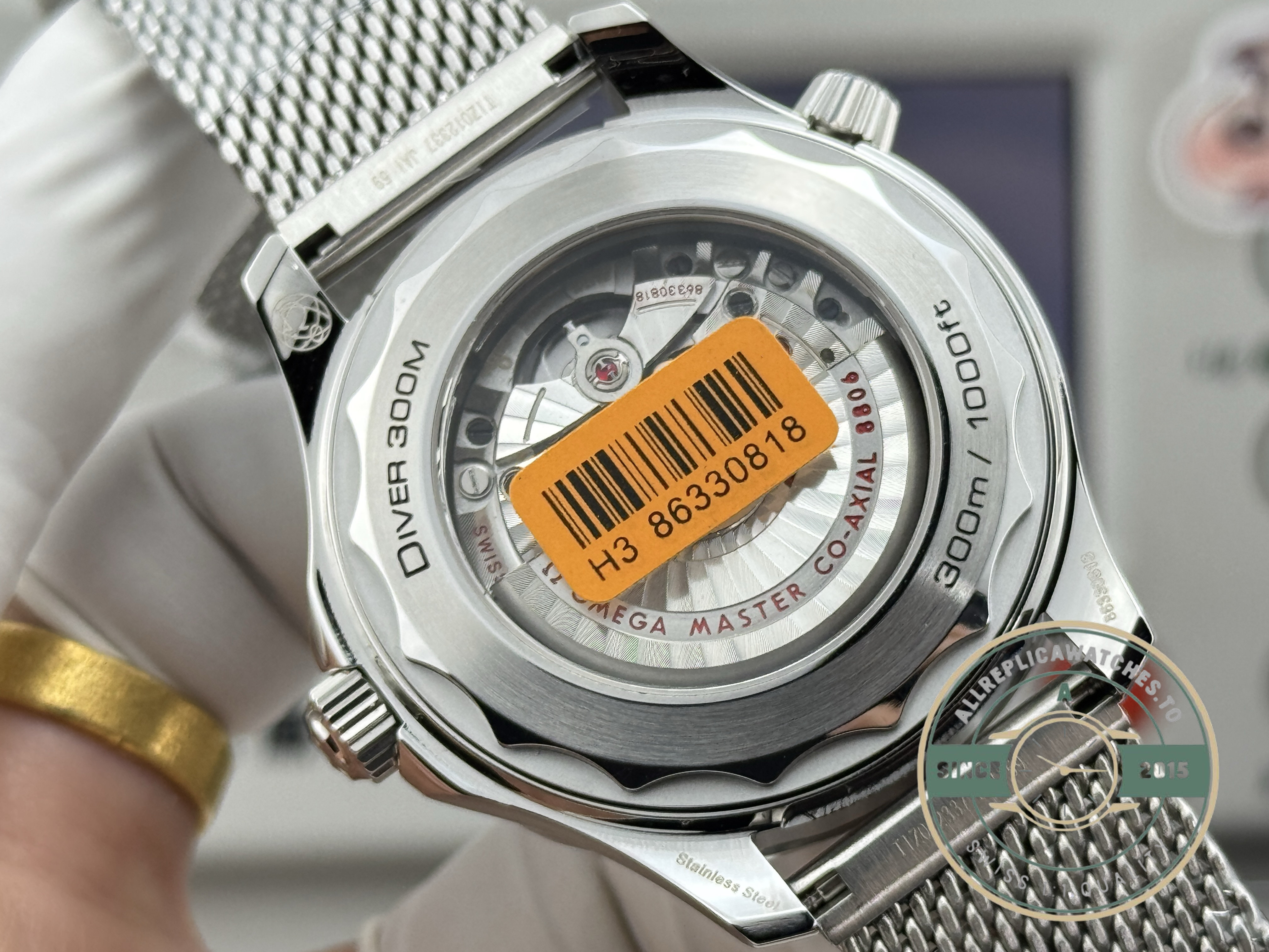 Seamaster Diver 300M is Omega's working dive line, and this superclone takes the Bond spec