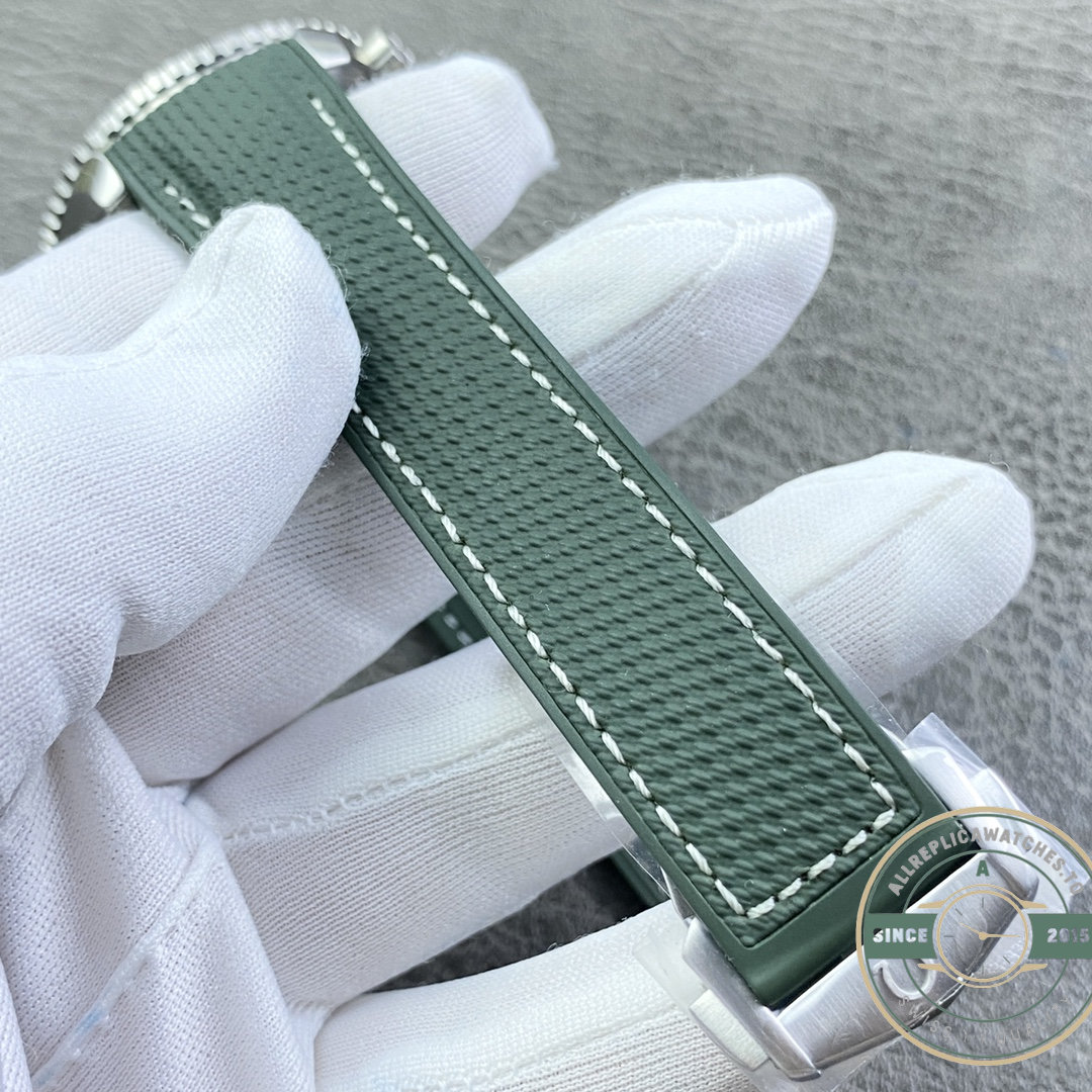 Planet Ocean 600M out of the Omega Seamaster line, green bezel superclone build