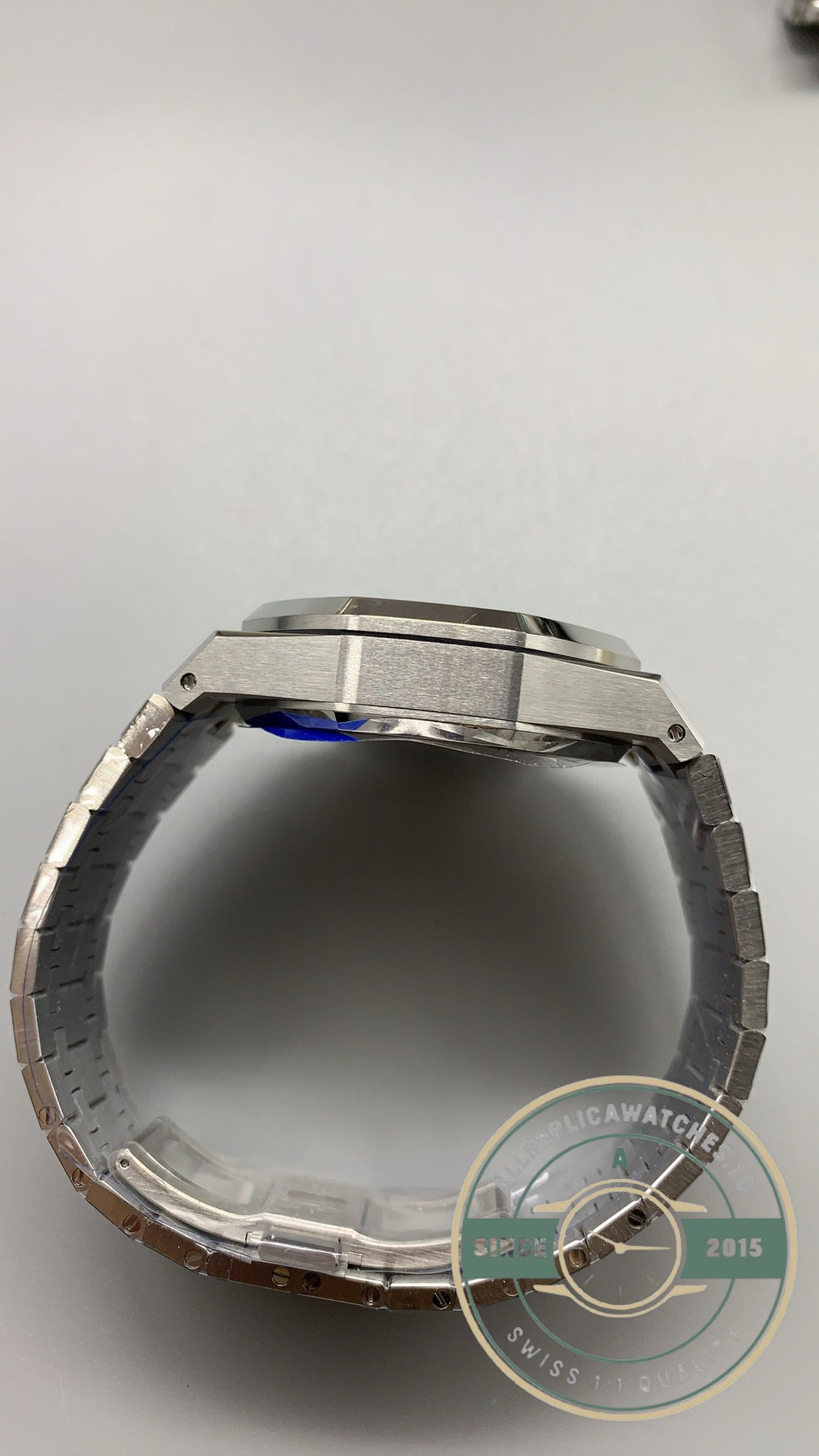 Replica Audemars Piguet Royal Oak 26240BC.OO.1320BC.01 - Image 6