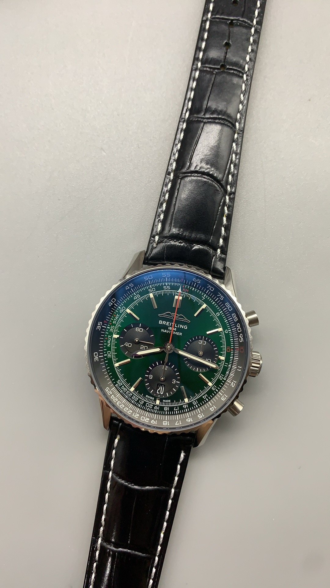 Super Clone Breitling Navitimer B01 Chronograph 46mm Ref. AB0137241L1P1 Green Dial - Image 8