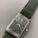 Rectangular steel case of the Reverso replica shown at 30 mm wide and 47 mm long