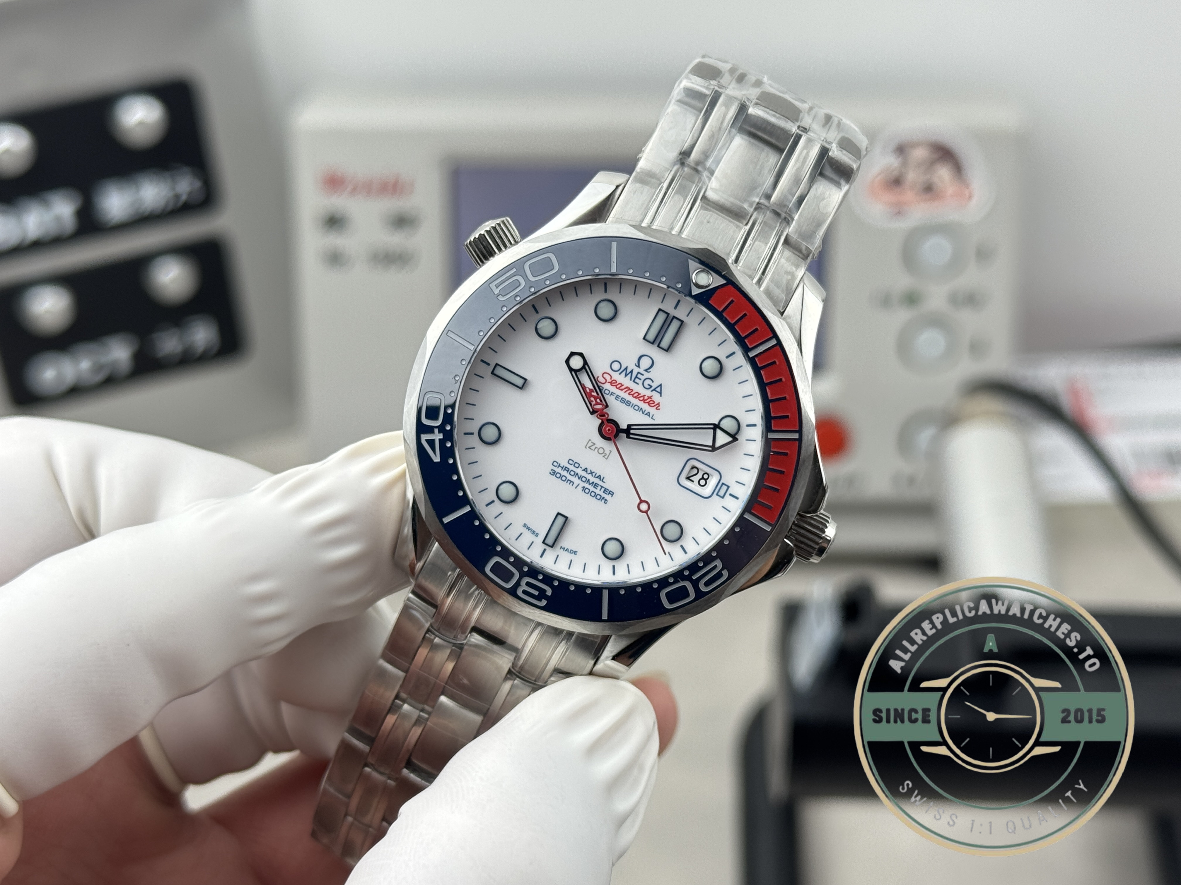 Clone 2500 movement of the Omega Seamaster Diver 300M Commander's, worked up from a 2824 base