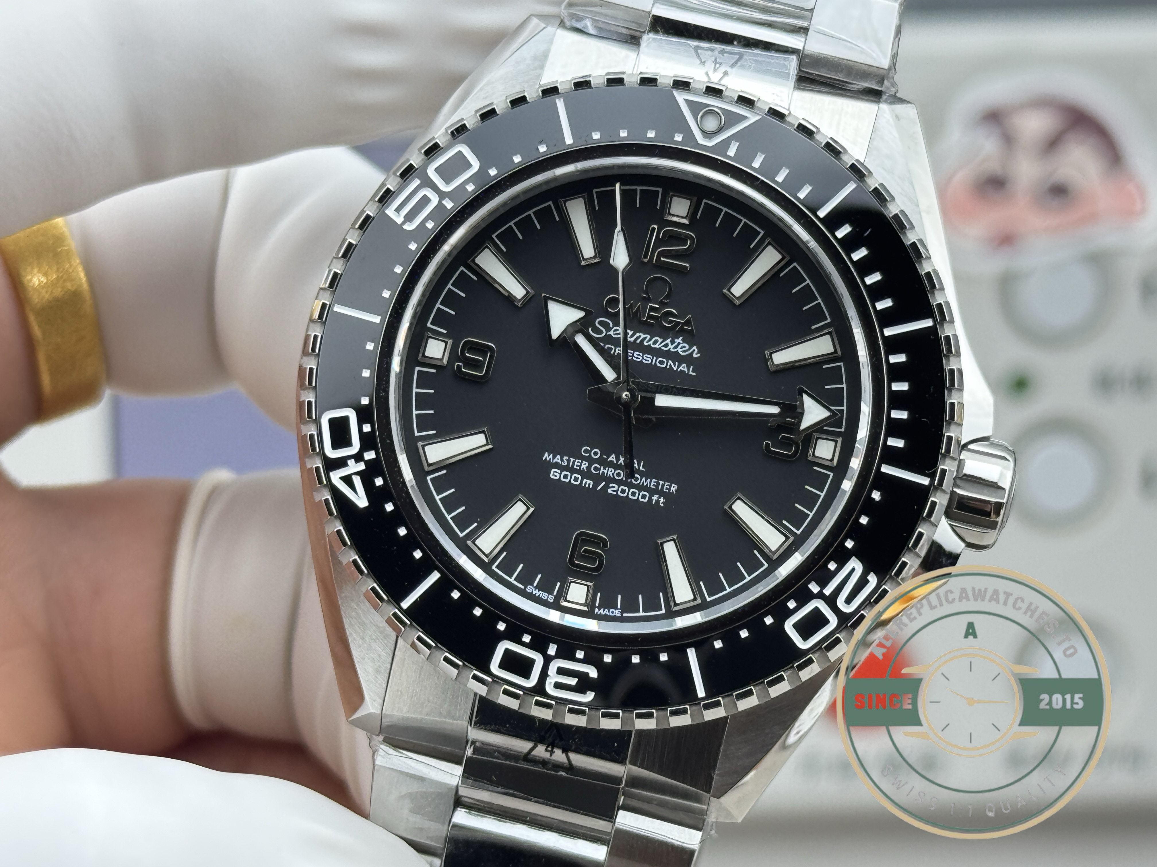Omega Cal. 8900 is the donor design for the VS8900 in this Planet Ocean clone
