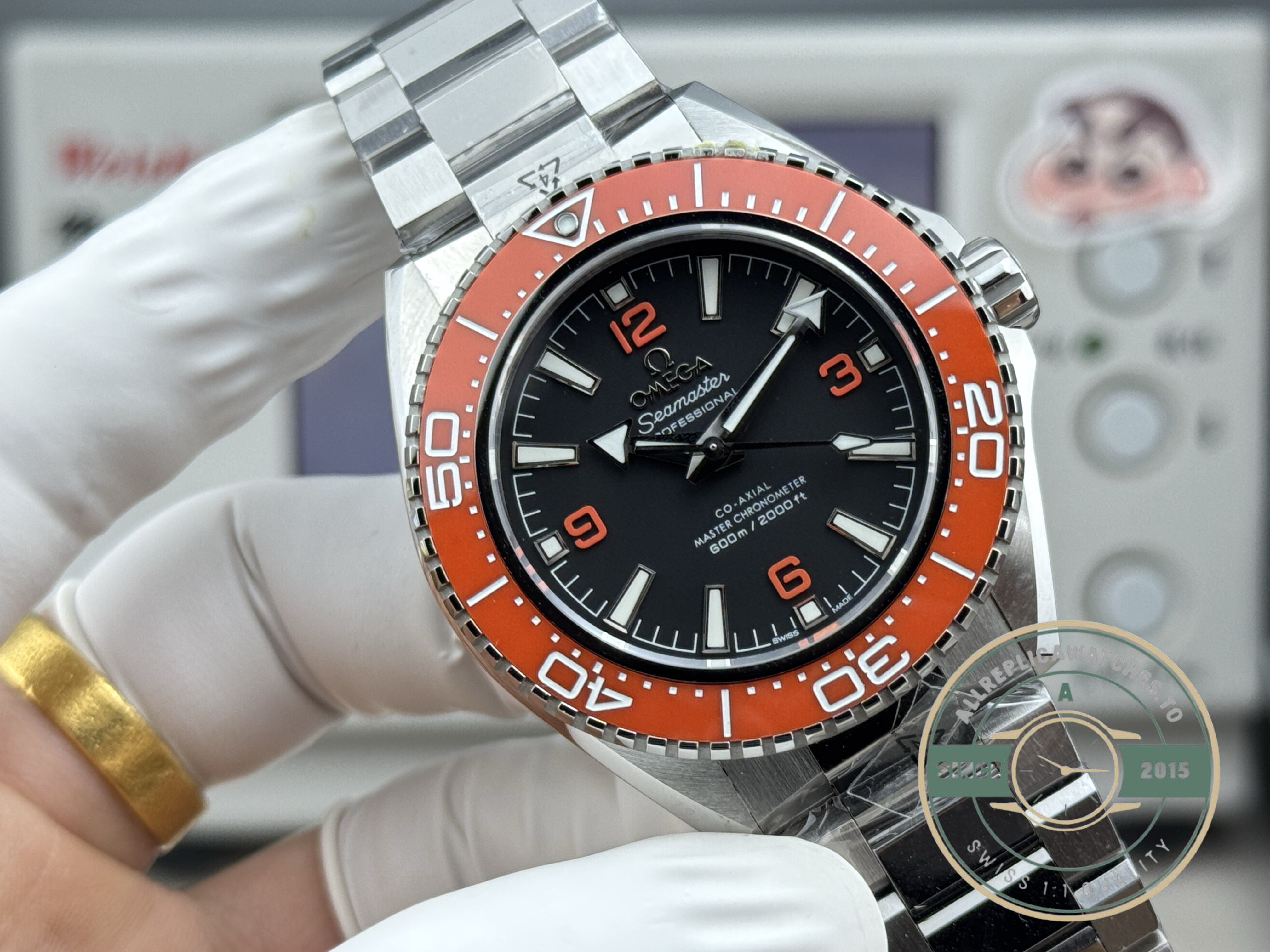 VS8900 follows Omega Cal. 8900 in this orange-bezel Planet Ocean superclone