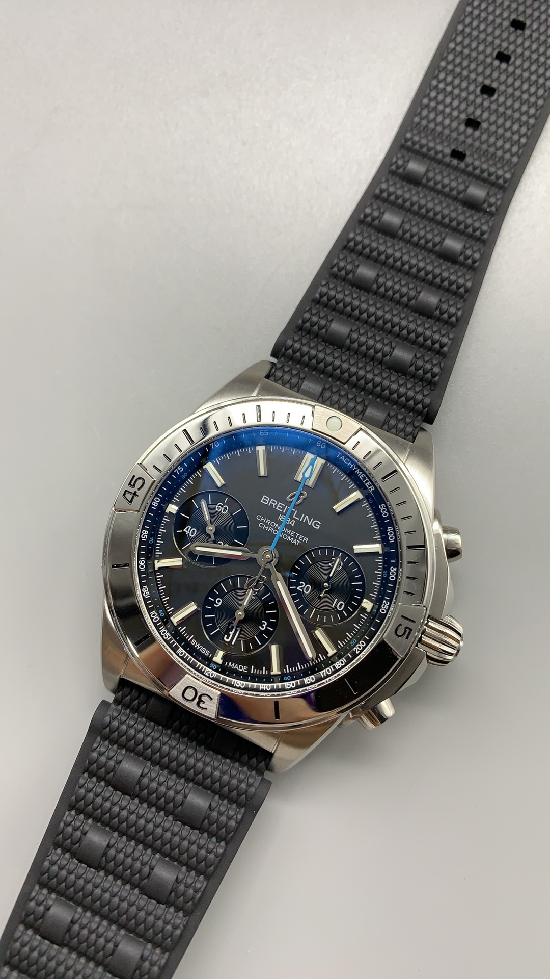 Superclone Breitling Chronomat B01 Chronograph 42mm Ref. EB0134101M1S1 Gray Dial - Image 8