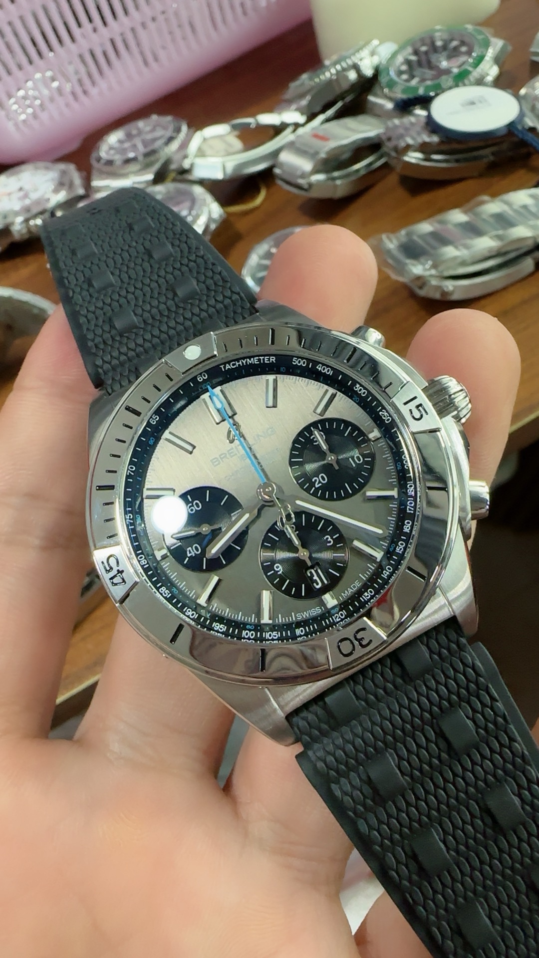 Superclone Breitling Chronomat B01 Chronograph 42mm Ref. EB0134101M1S1 Gray Dial - Image 10