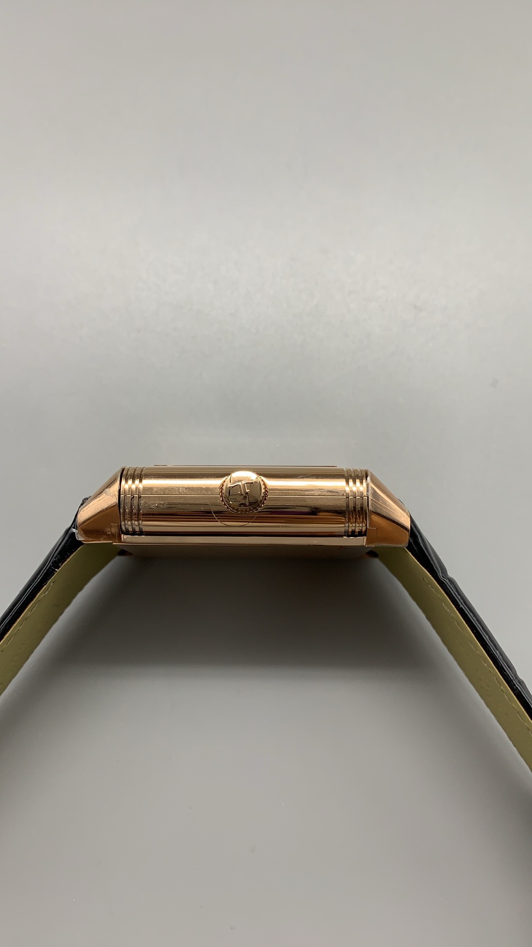 Slim seconds hand inside the round subdial of the JLC Reverso Duoface replica dial