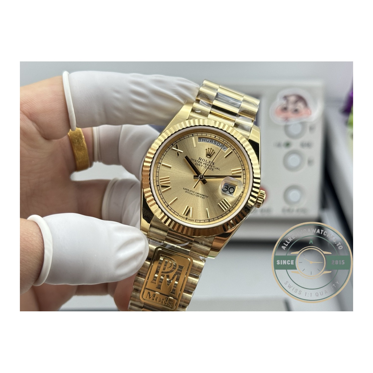 Superclone Rolex Day-Date 40 Yellow Gold Champagne Roman Dial, Reference 228238-0006 - Image 8
