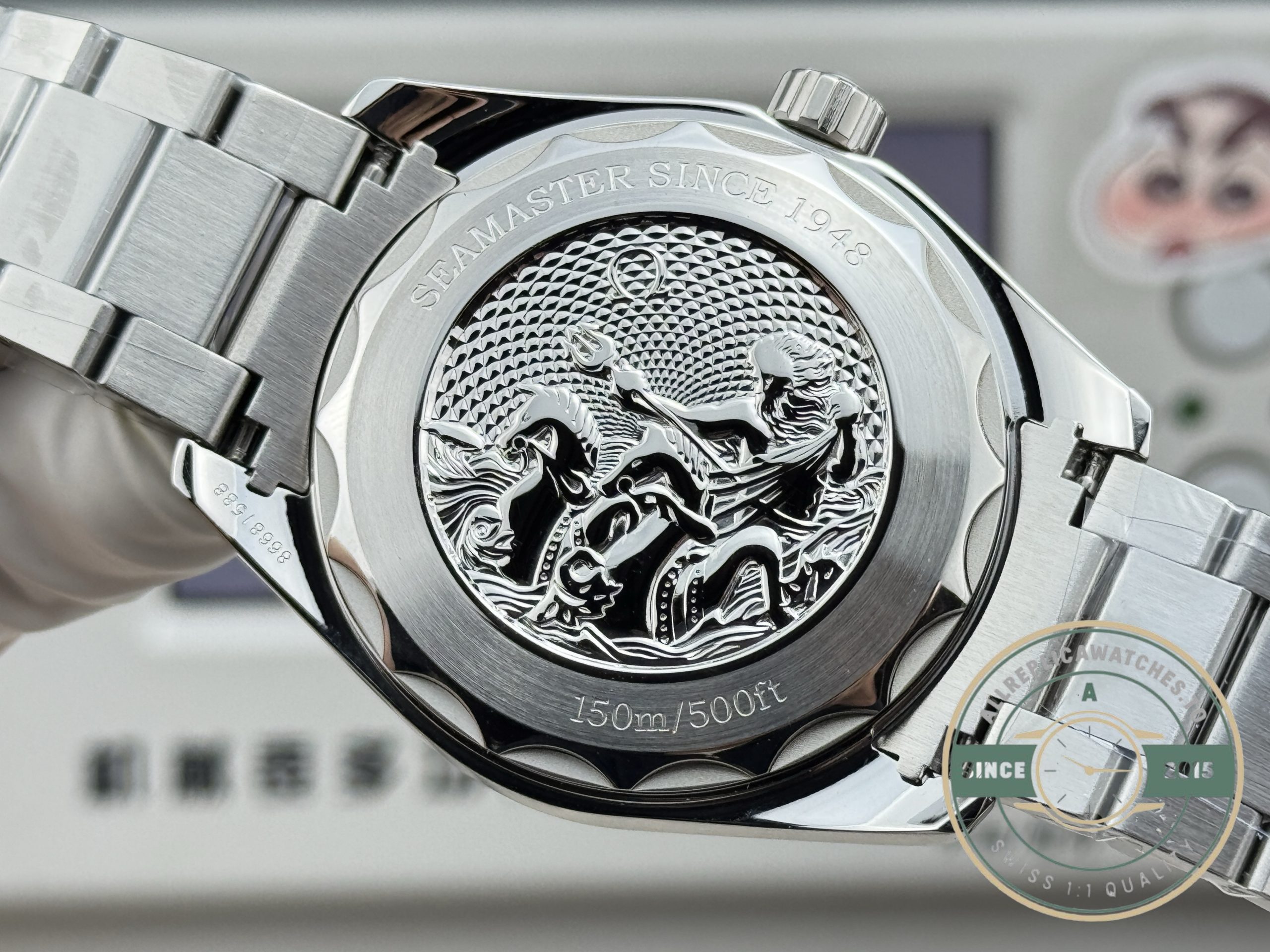 Replica Omega Aqua Terra in dark navy with the VS8900 from VSF and a 48-hour reserve