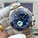Blue dial with applied indices on the 45.5mm Planet Ocean 600M chronograph superclone
