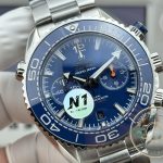 Column-wheel chronograph giving the clone 9900 a crisp pusher action, not a cam-soft one