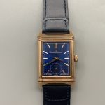Pin buckle and keeper of the blue leather strap on the rose gold Reverso Duoface clone